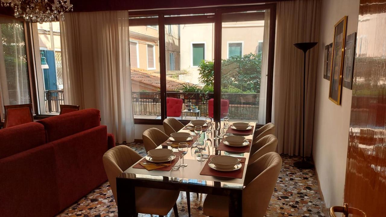 Apartment Antico Rio Acqua Dolce Venice